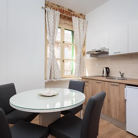 Lux Cindro In Center 아파트