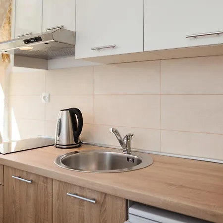 Lux Cindro In Center 스플리트