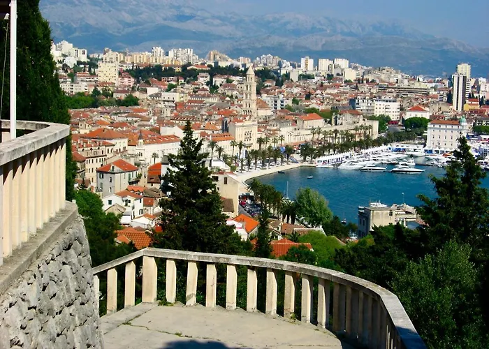 Lux Cindro In Center 아파트