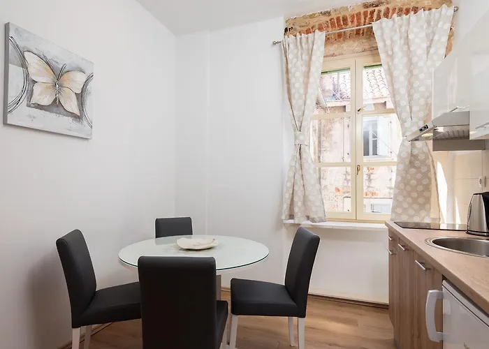 Lux Cindro In Center 아파트